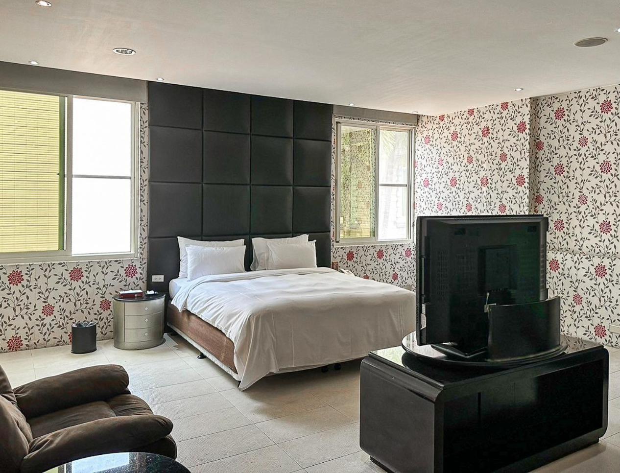 All-Ur Boutique Motel-Jhu Shan Branch Zhushan Buitenkant foto